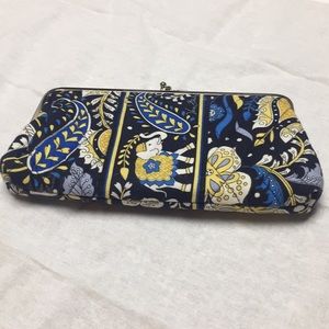 Vera Bradley new without tags purse/wallet